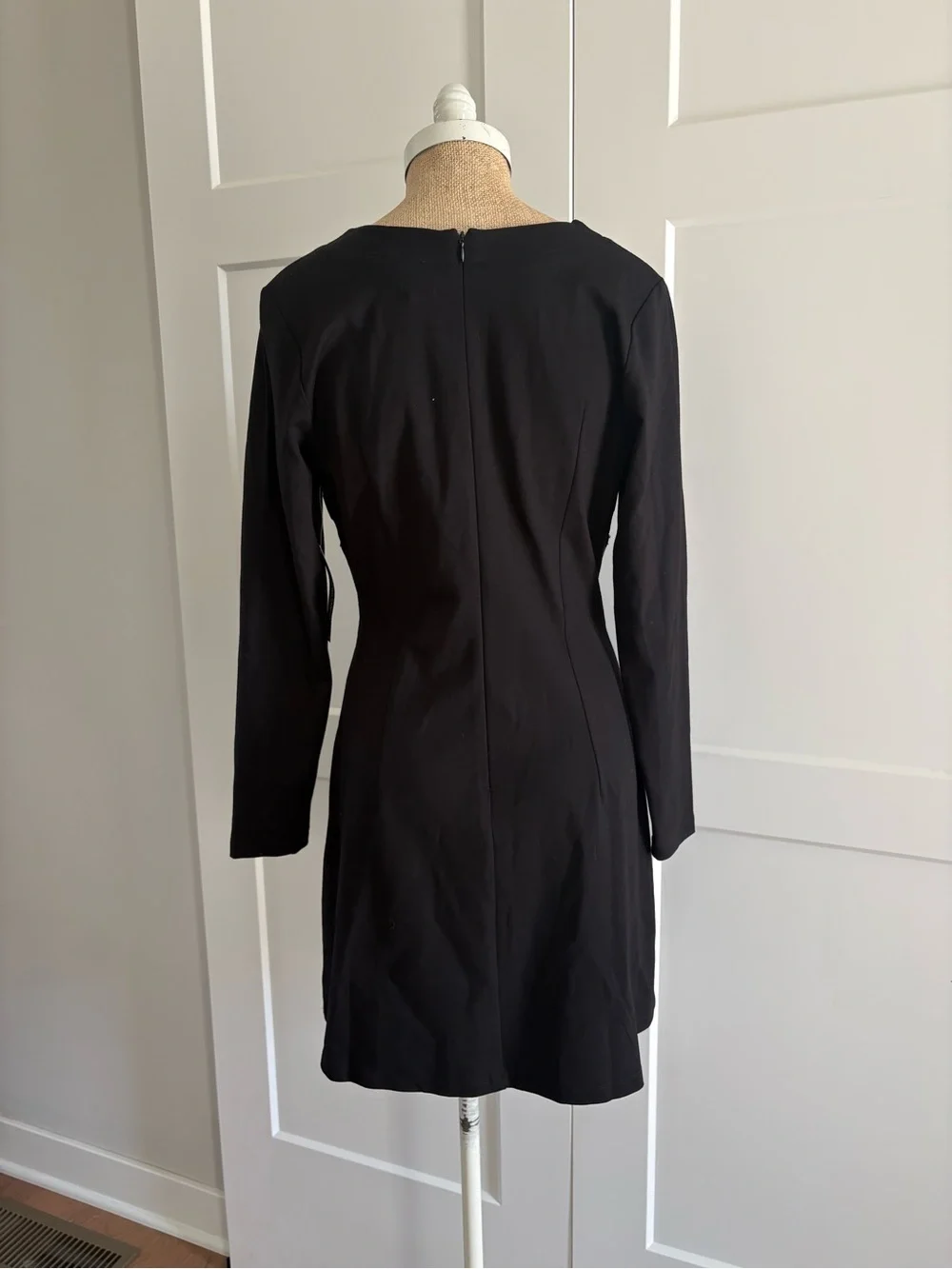 Venus Black Dress Long Sleeve Size 8 NEW